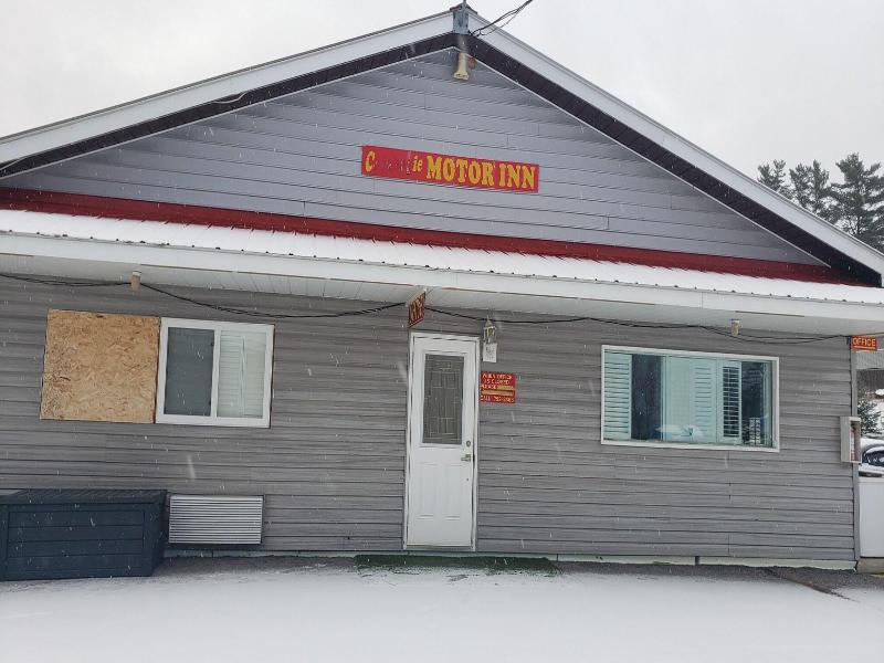 Calabogie Motor Inn