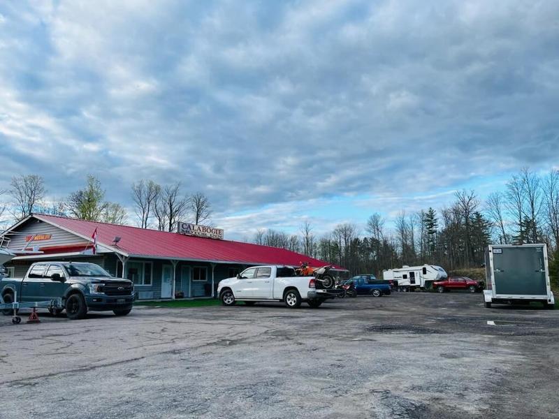 Calabogie Motor Inn