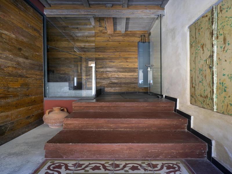 Evans House image