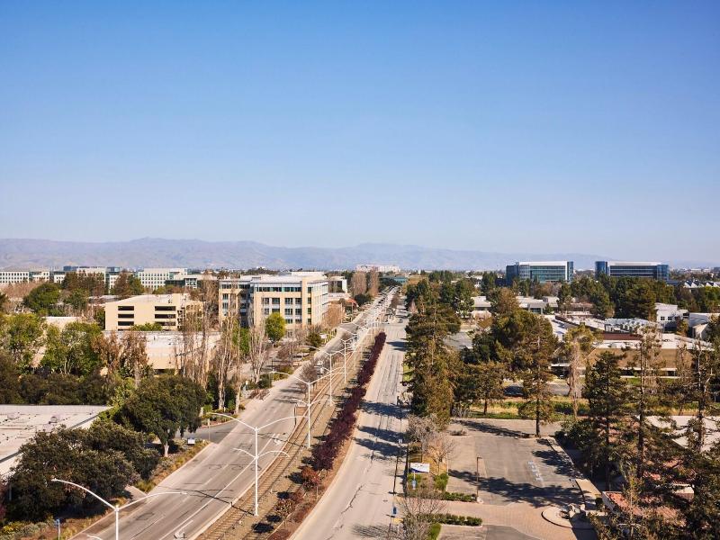 Ac Hotel By Marriott Sunnyvale Moffett Park image