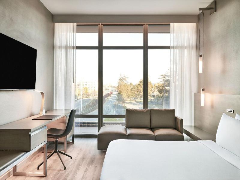 Ac Hotel By Marriott Sunnyvale Moffett Park image
