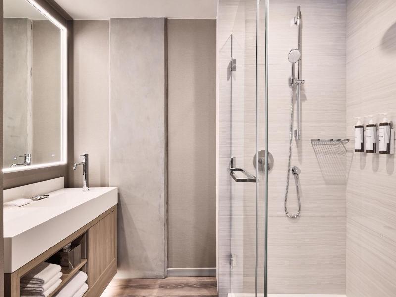 Ac Hotel By Marriott Sunnyvale Moffett Park image