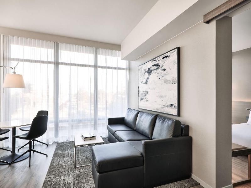 Ac Hotel By Marriott Sunnyvale Moffett Park image