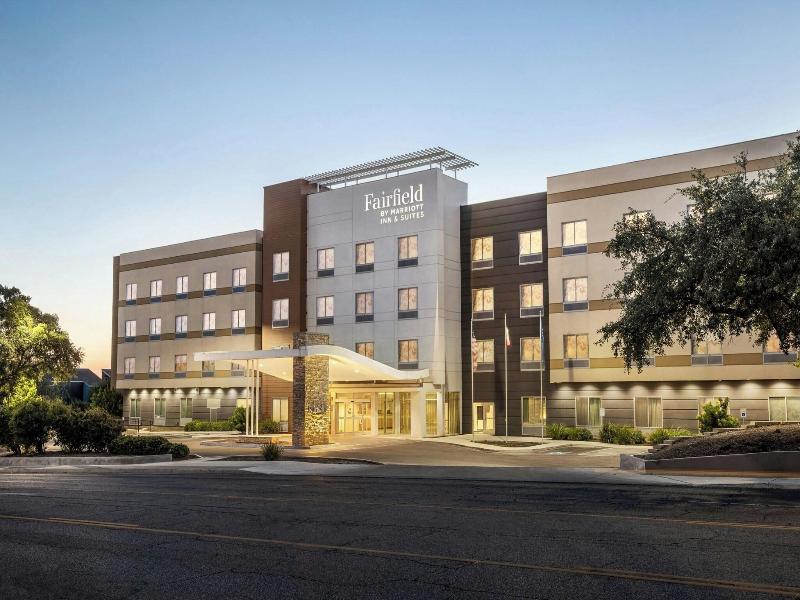 Fairfield Inn & Suites By Marriott San Antonio Med image