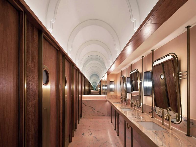 The Honeyrose Hotel, Montreal, A Tribute Portfolio image
