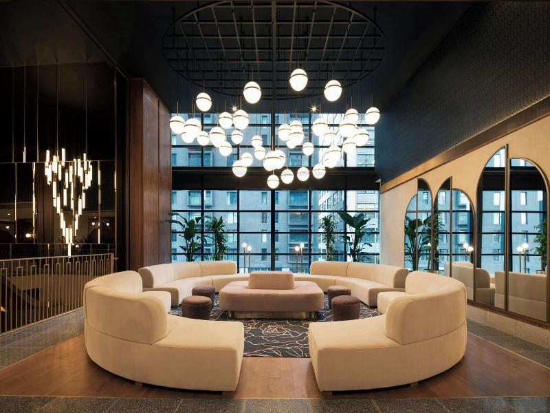 The Honeyrose Hotel, Montreal, A Tribute Portfolio image
