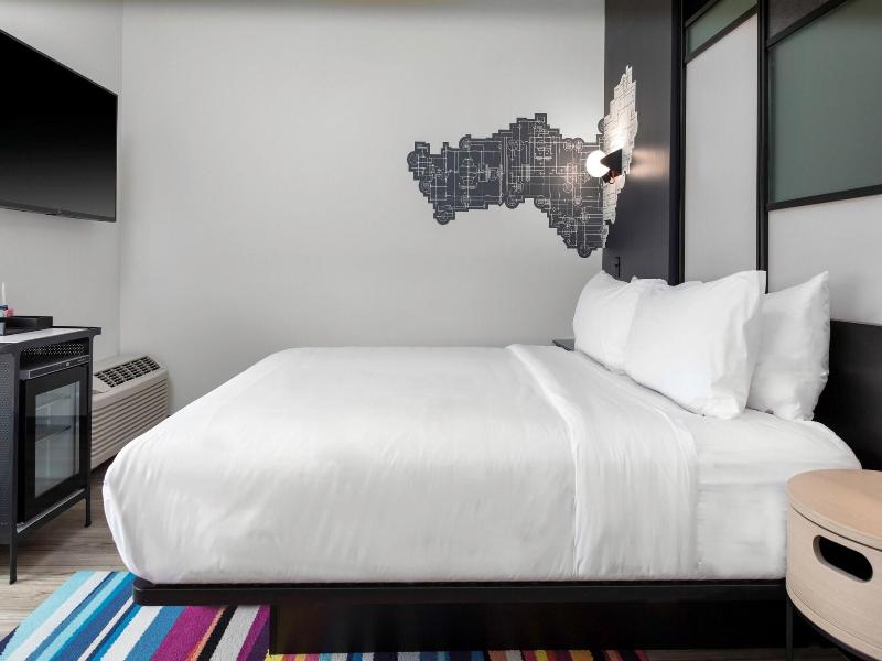 Aloft Savannah Airport image