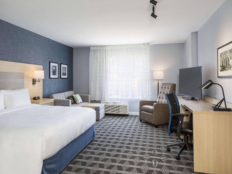 Towneplace Suites By Marriott Rochester Mayo Clini image