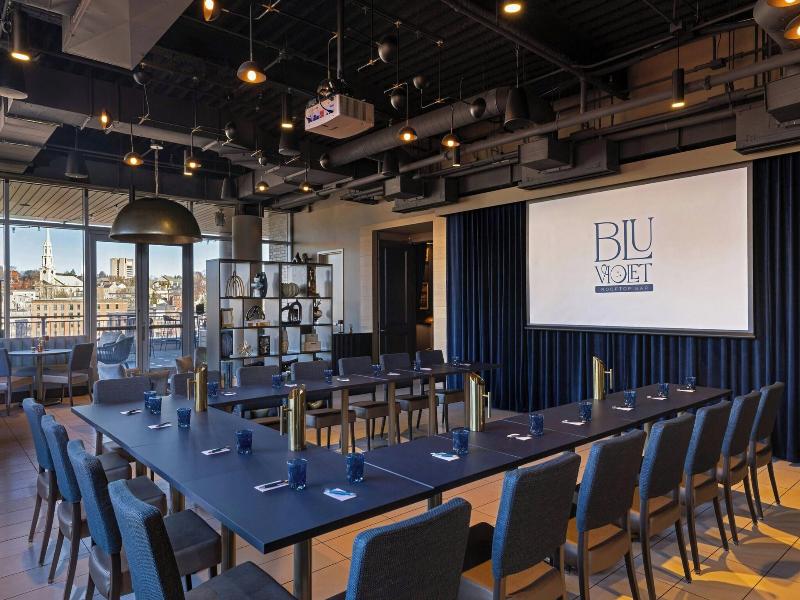 Aloft Providence Downtown image