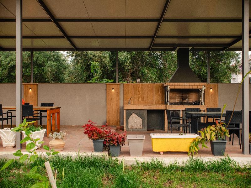 Riposo Studios & Apartments image