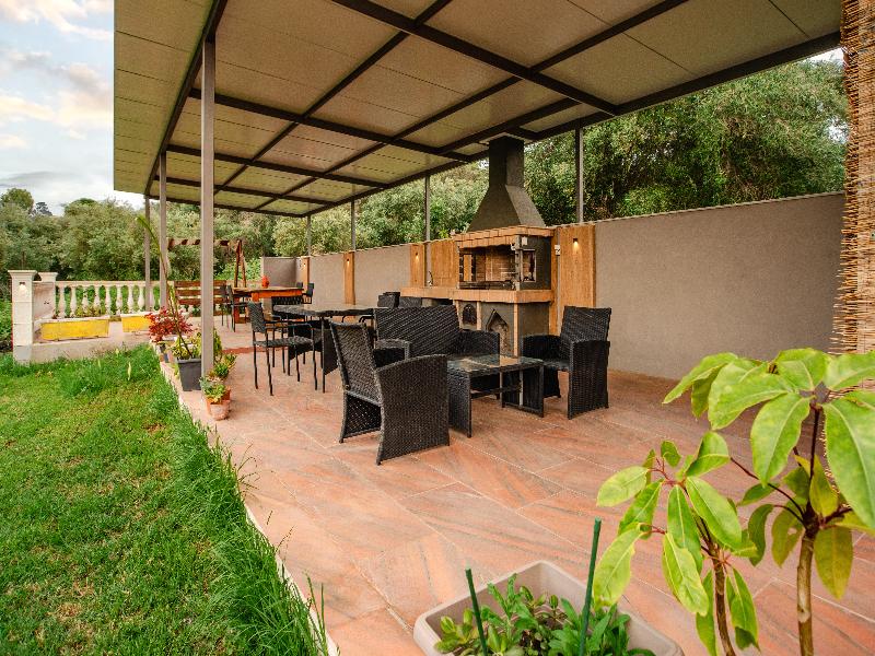Riposo Studios & Apartments image