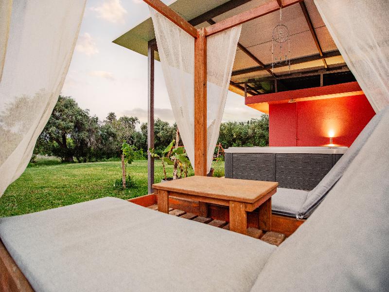 Riposo Studios & Apartments image