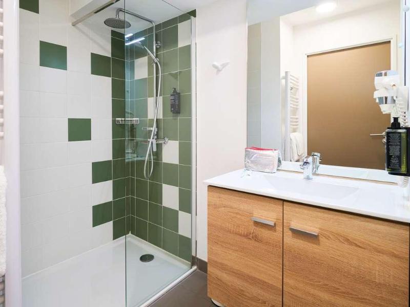 ibis Styles Aix-en-Provence Université image