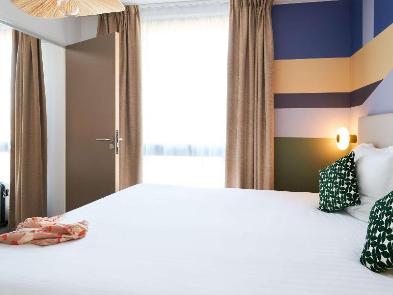 ibis Styles Aix-en-Provence Université image