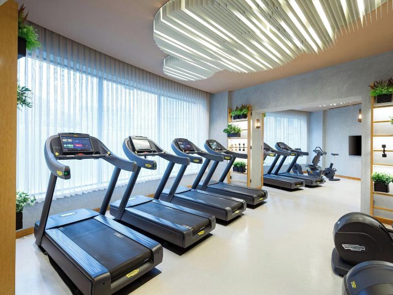 Courtyard By Marriott Baku image
