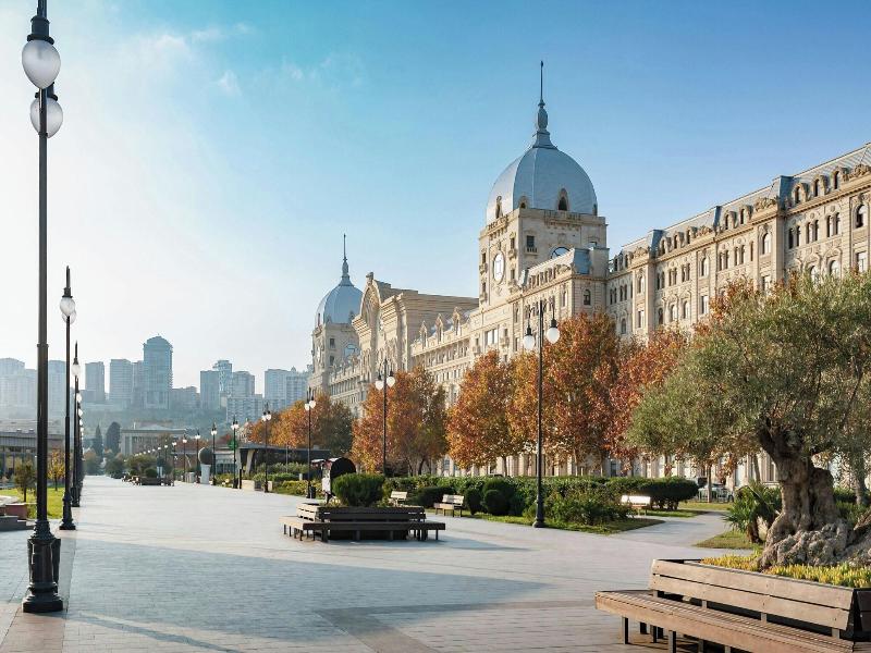 Courtyard By Marriott Baku image