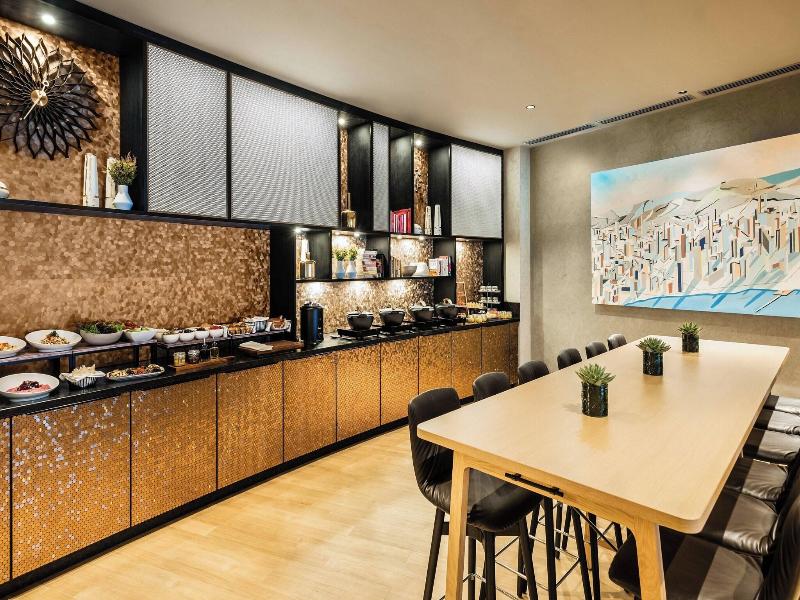Courtyard By Marriott Baku image