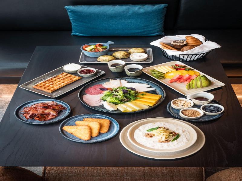 Courtyard By Marriott Baku image