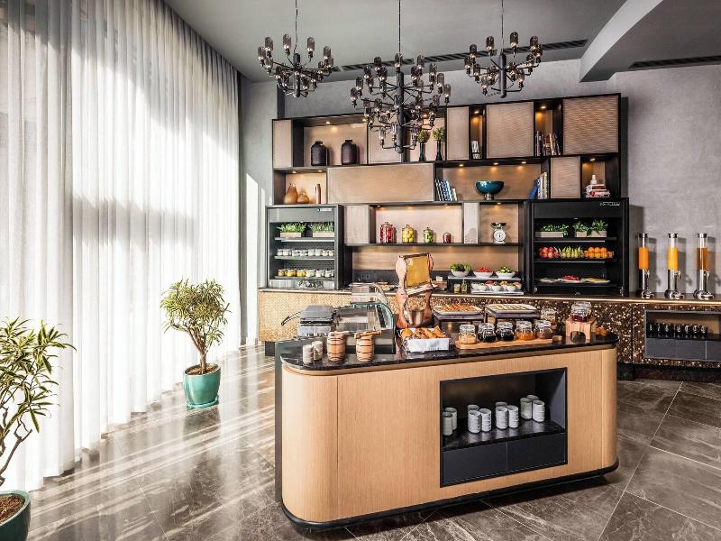 Courtyard By Marriott Baku image