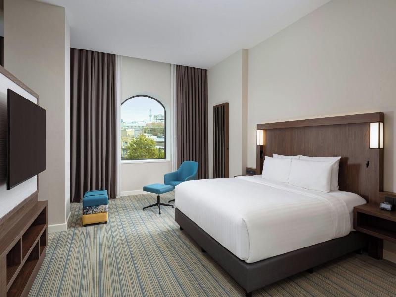 Courtyard By Marriott Baku image