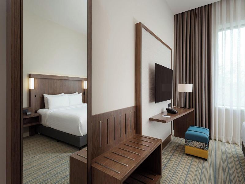 Courtyard By Marriott Baku image