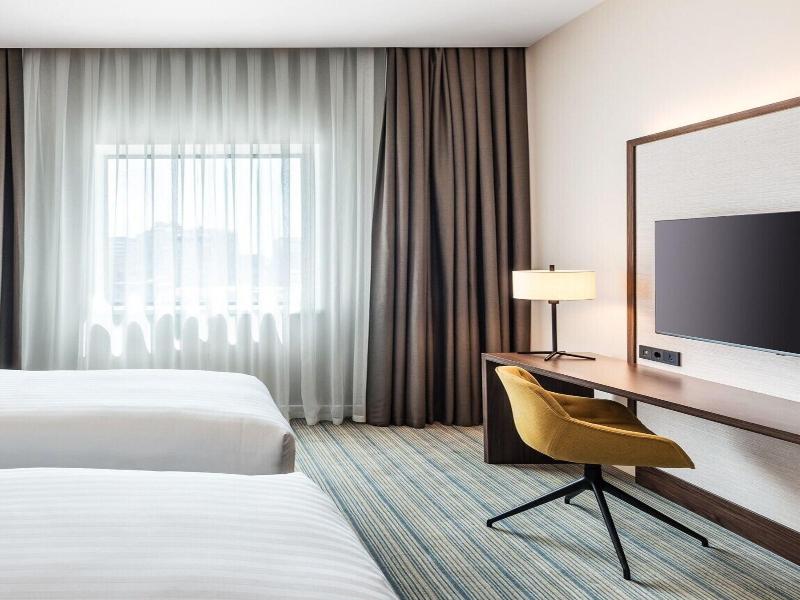 Courtyard By Marriott Baku image