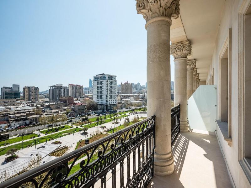 Courtyard By Marriott Baku image
