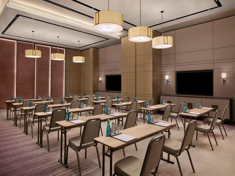 Jw Marriott Hotel Istanbul Marmara Sea image
