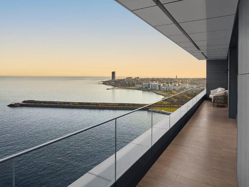 Jw Marriott Hotel Istanbul Marmara Sea image