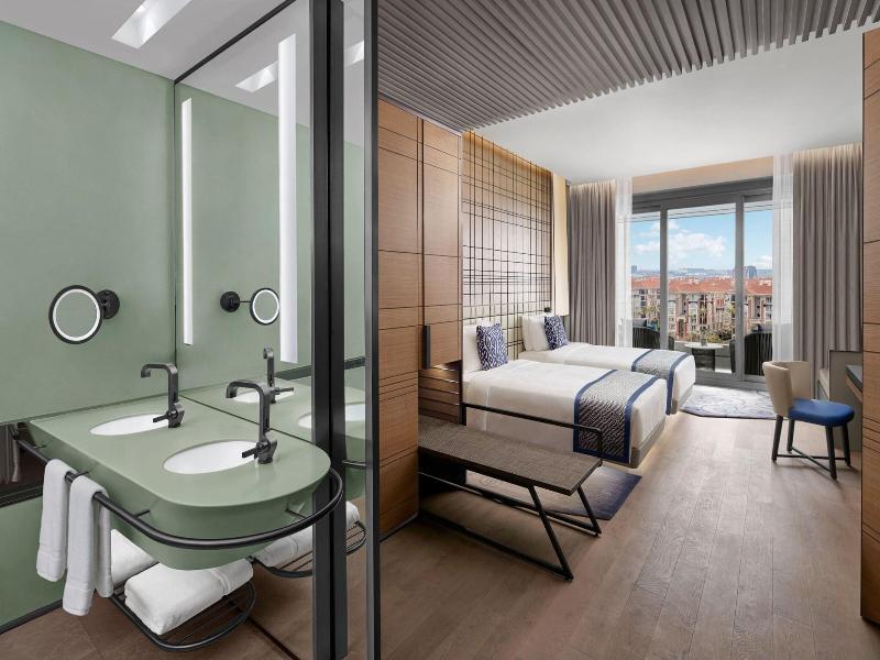 Jw Marriott Hotel Istanbul Marmara Sea image