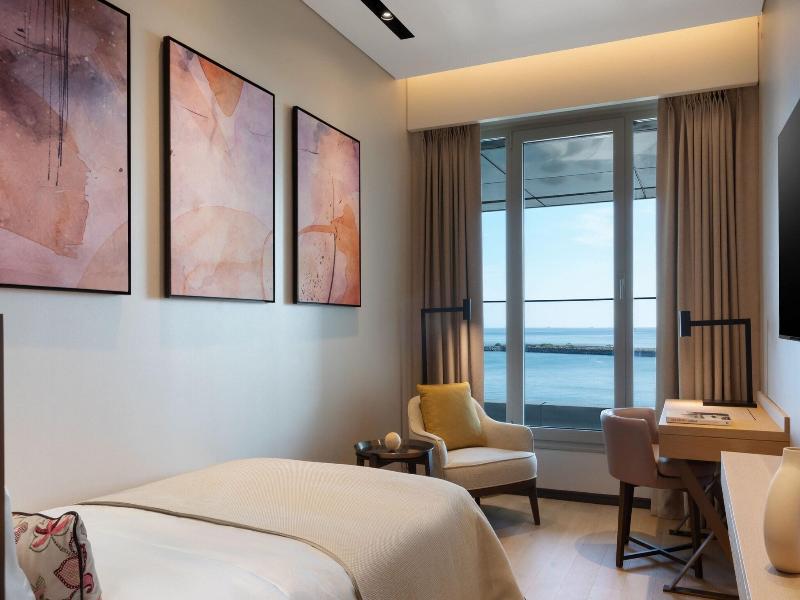 Jw Marriott Hotel Istanbul Marmara Sea image