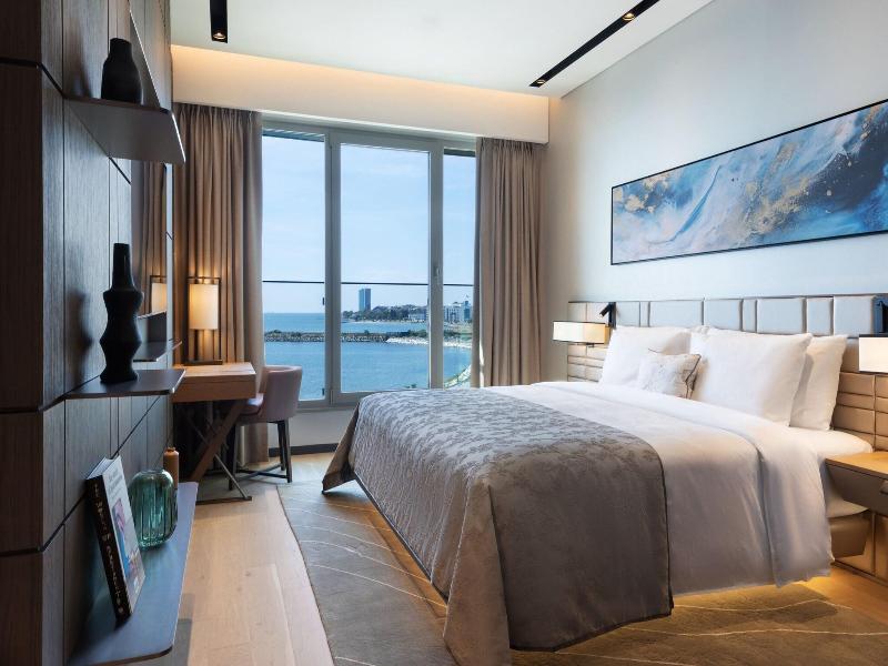 Jw Marriott Hotel Istanbul Marmara Sea image