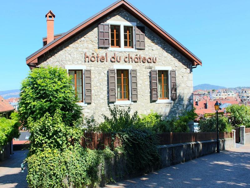 Ha Tel Du Cha Teau Annecy image