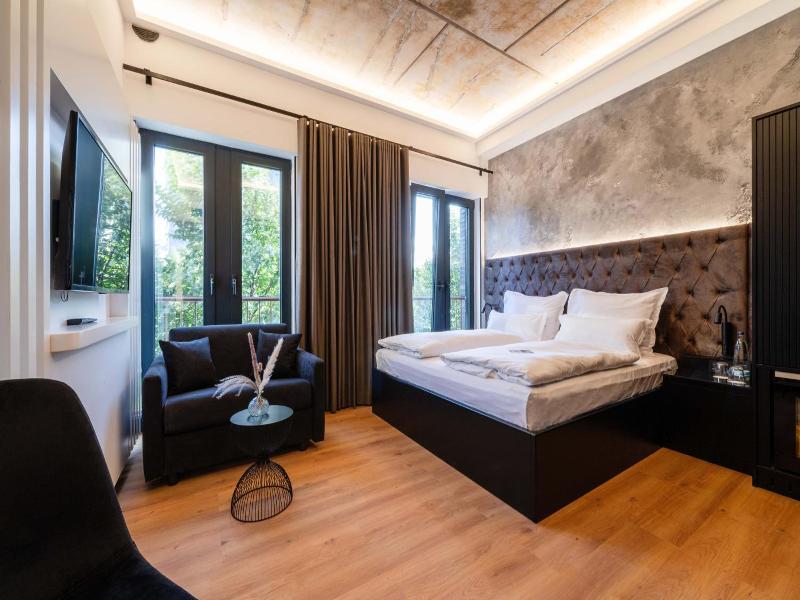 Hotel Am Beatles Platz image