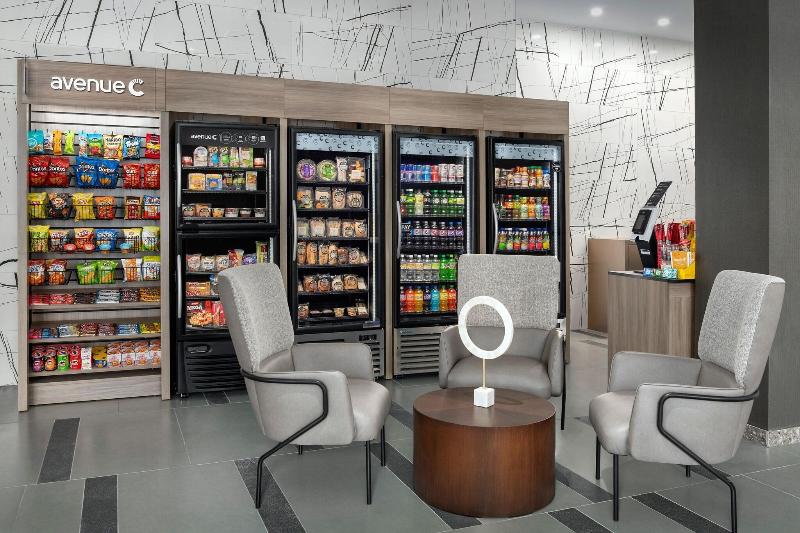 Springhill Suites New York Queens - Image 2