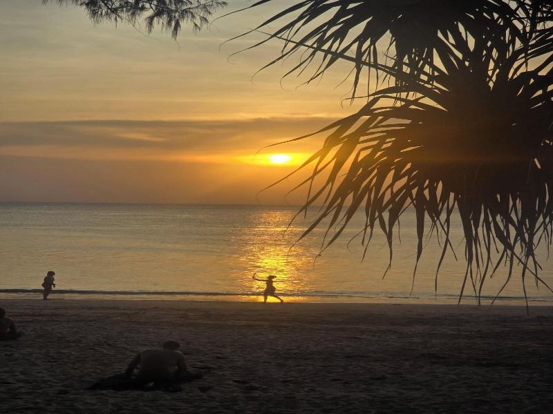 Baan Long Beach