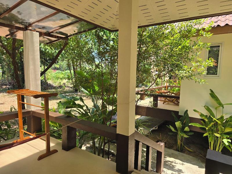 Baan Long Beach