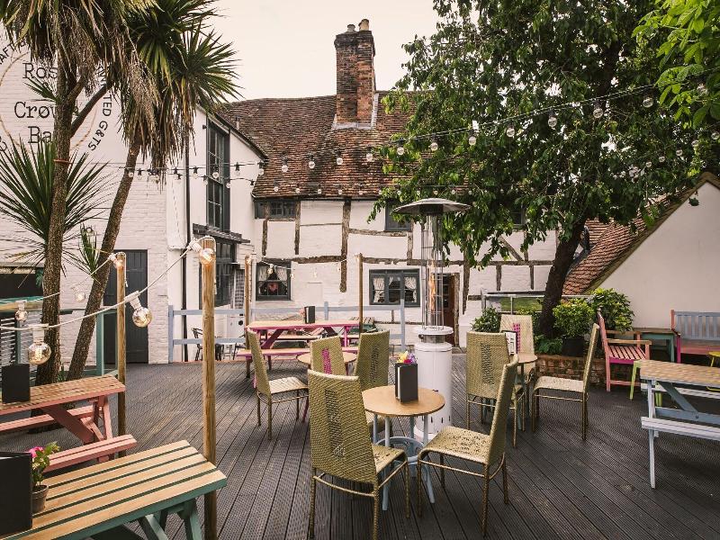 Rose And Crown image