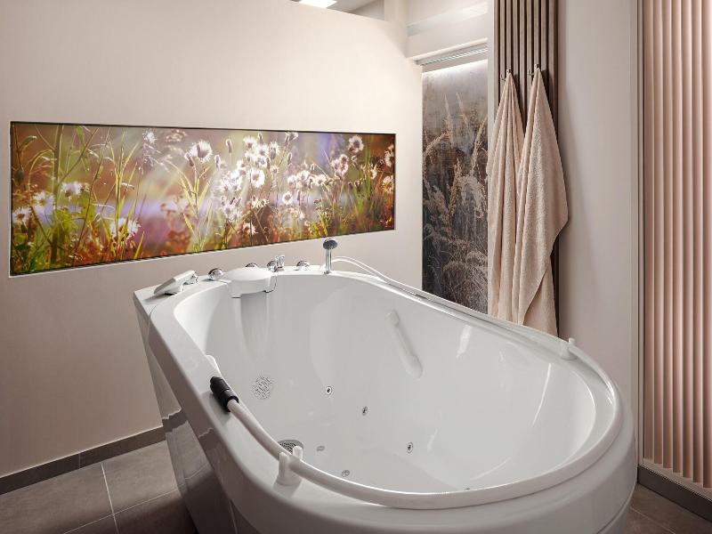 Boutique Hotel Saxonia image
