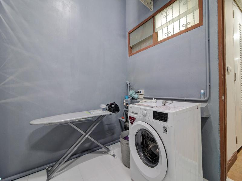 Bangkok Watergate Townhouse image