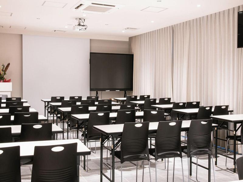 Ref Okinawa Arena By Vessel Hotels image