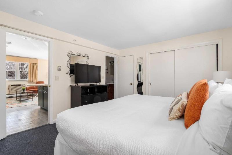 The Beverly Hotel image