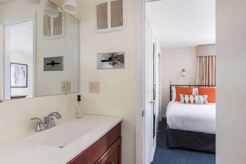 The Beverly Hotel image
