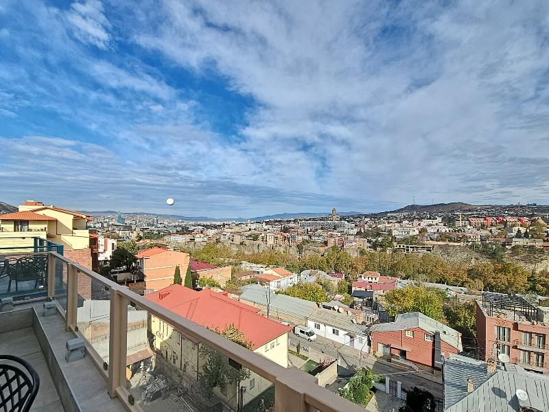 Brooch Boutique Hotel image