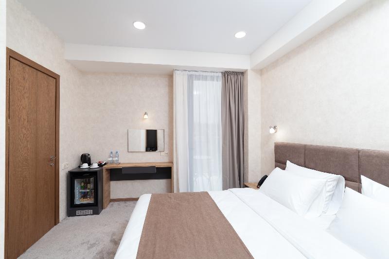 Brooch Boutique Hotel image