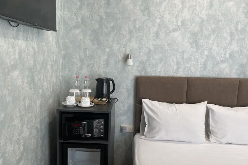 Brooch Boutique Hotel image