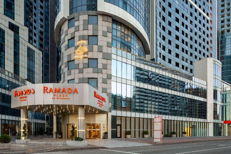 Ramada Plaza By Wyndham Batumi image