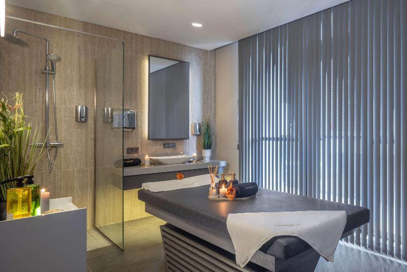 Ramada Plaza By Wyndham Batumi image