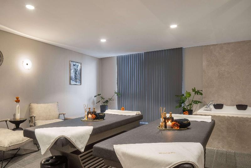Ramada Plaza By Wyndham Batumi image