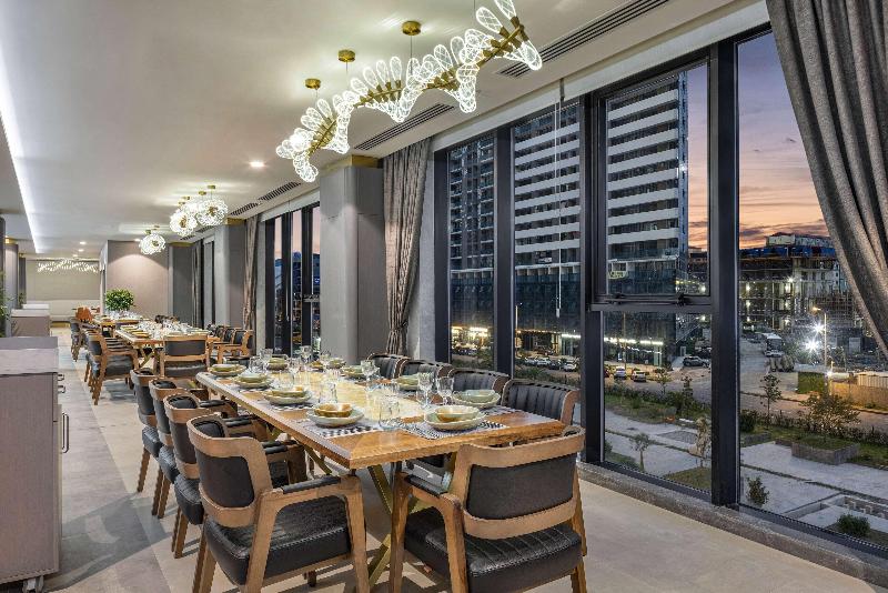 Ramada Plaza By Wyndham Batumi image